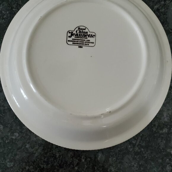 Vintage Royal China by Jeannette Glass Company Pie Plate - Picture 2 of 3